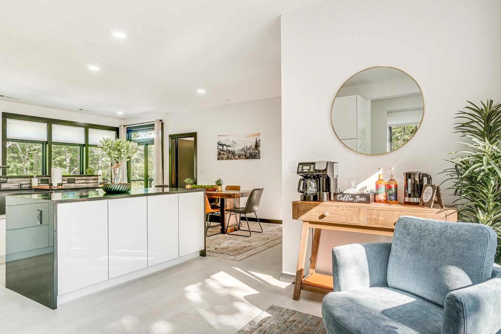 Luxury Modern Home On Golf Course With Game Room! ヘレン エクステリア 写真