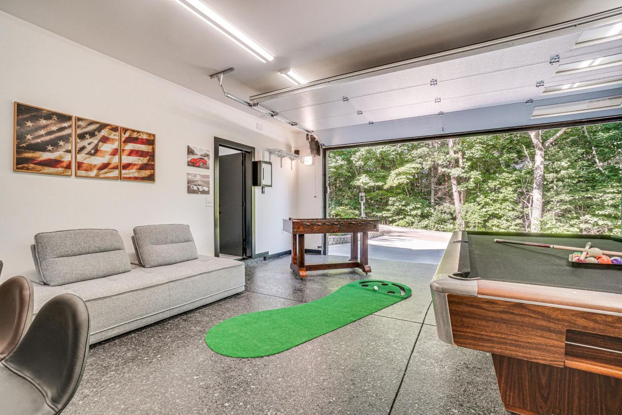 Luxury Modern Home On Golf Course With Game Room! ヘレン エクステリア 写真