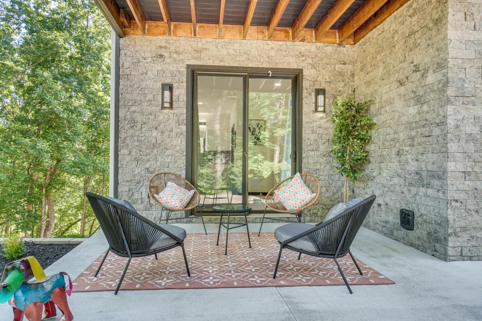 Luxury Modern Home On Golf Course With Game Room! ヘレン エクステリア 写真