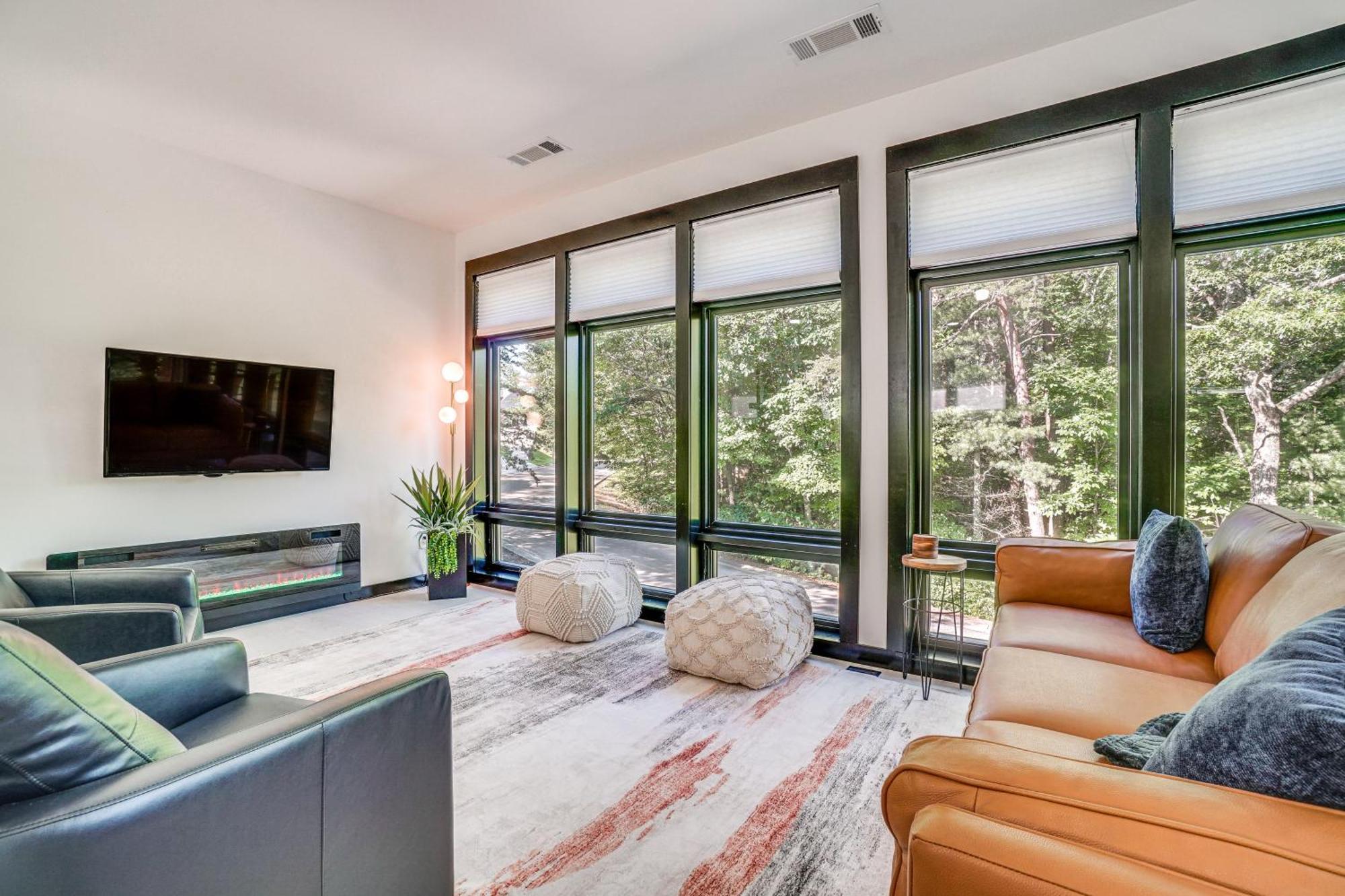 Luxury Modern Home On Golf Course With Game Room! ヘレン エクステリア 写真