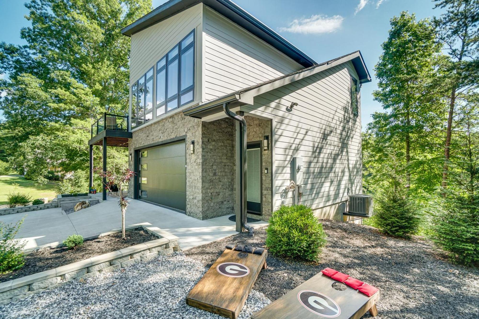 Luxury Modern Home On Golf Course With Game Room! ヘレン エクステリア 写真